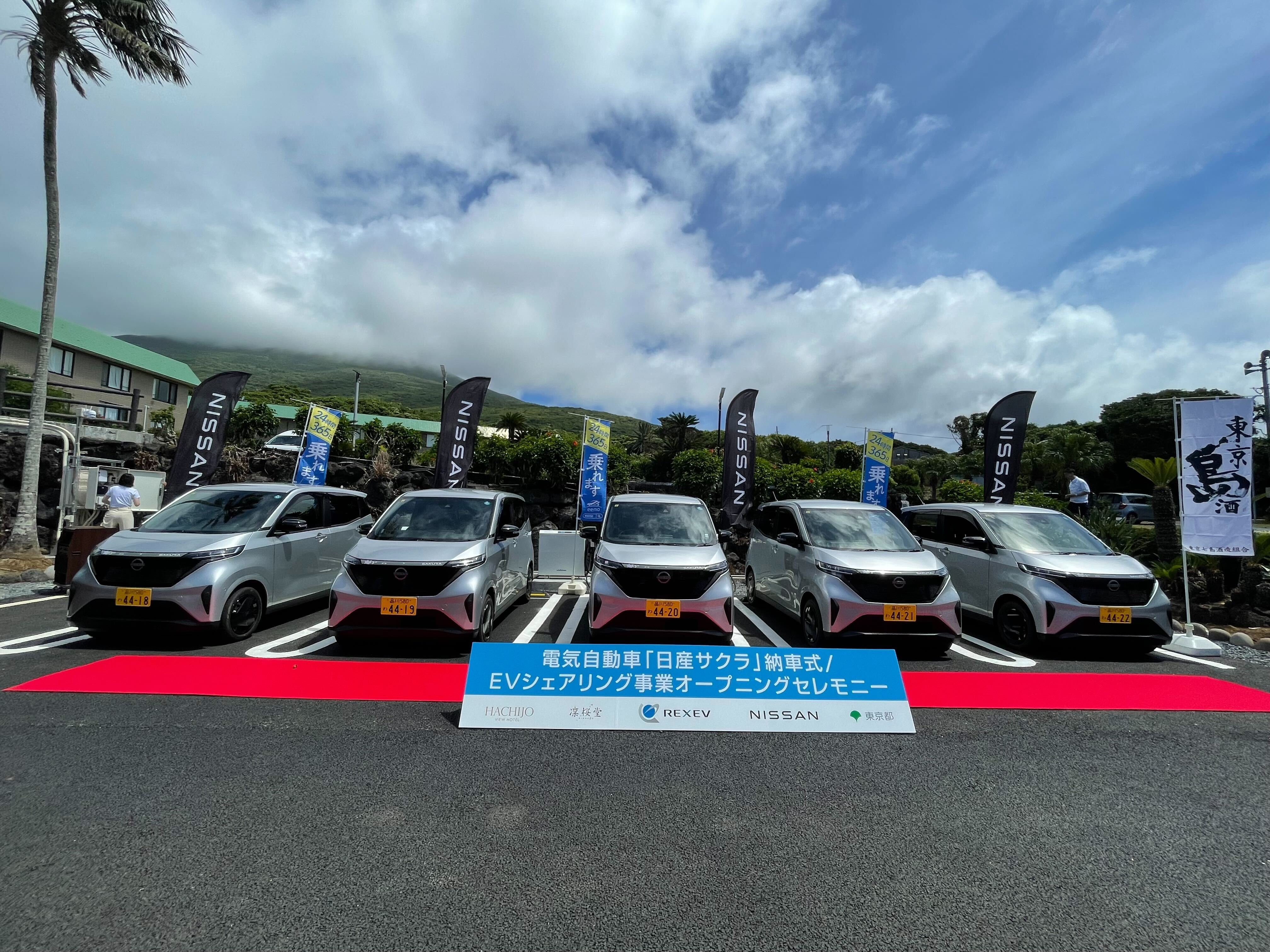 【パーテンション】車で行ける範囲で日程合えばお届けします。 ROBLOX] Buy a large tourist bus! The new year's update adds 24 new